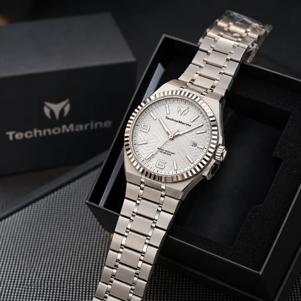TechnoMarine Terra Nova Hombre 42mm Acero con su caja